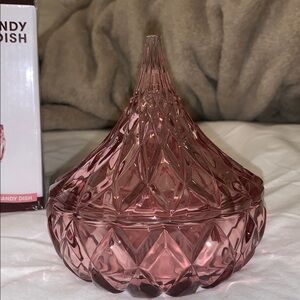 HERSHEY’S KISSES Crystal Covered Candy Dish
